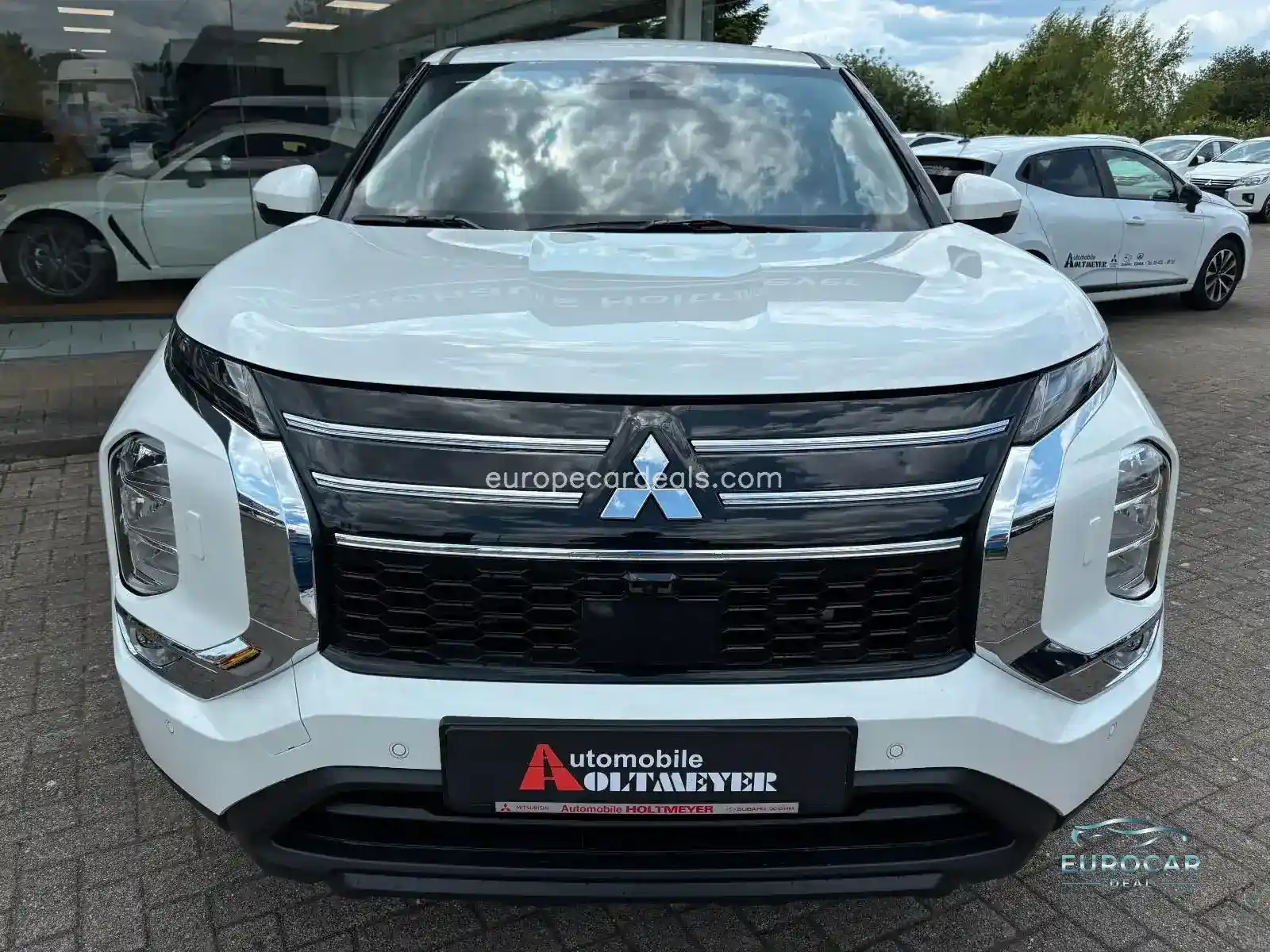 Mitsubishi Plug-in Hybrid Outlander