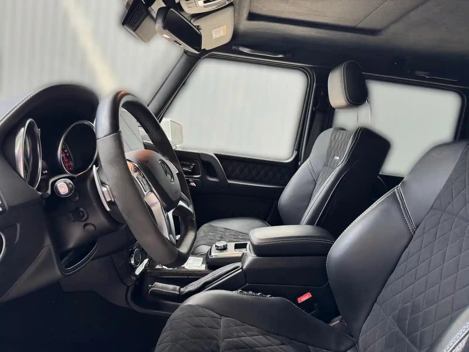 Mercedes-Benz G 500