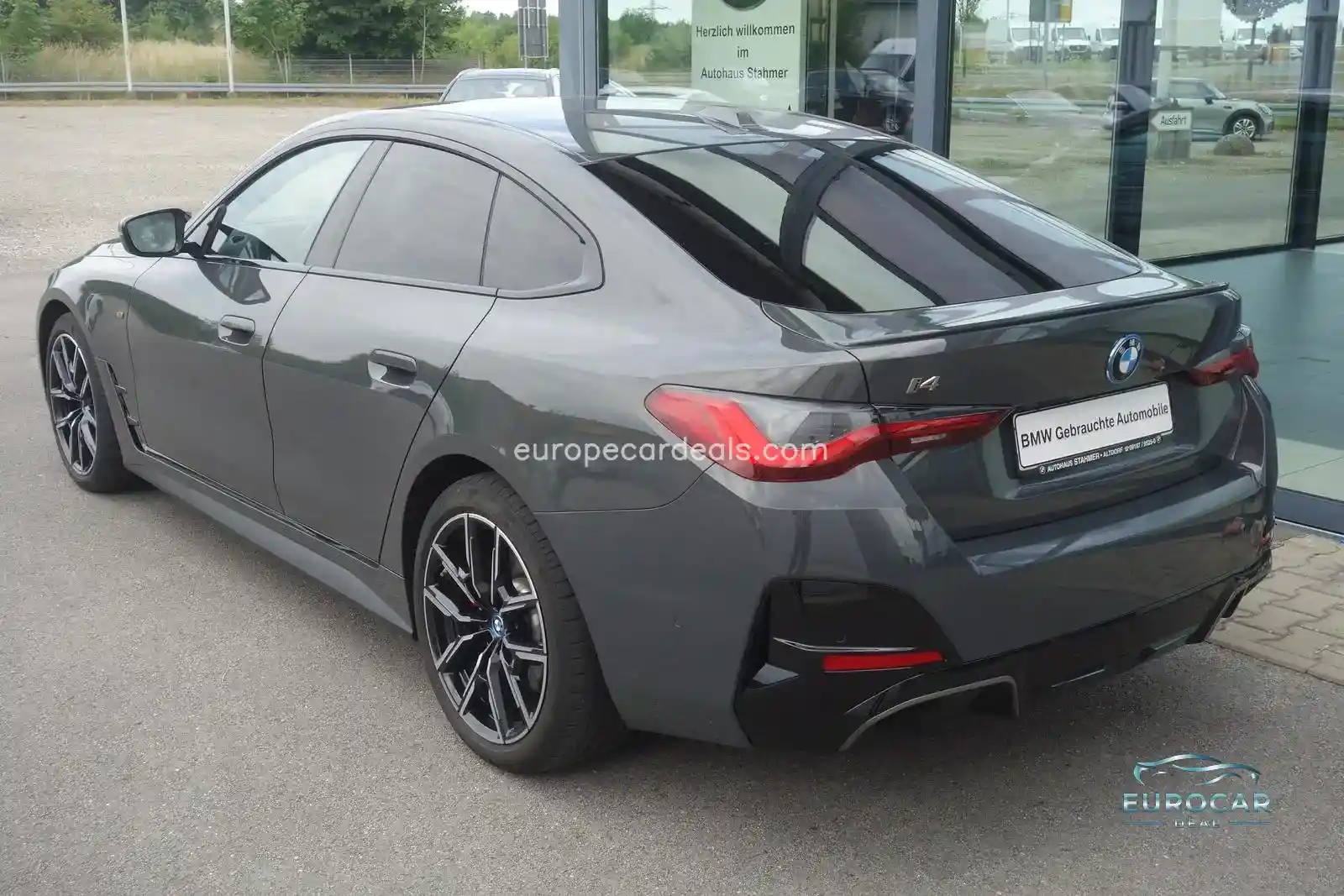 BMW i4