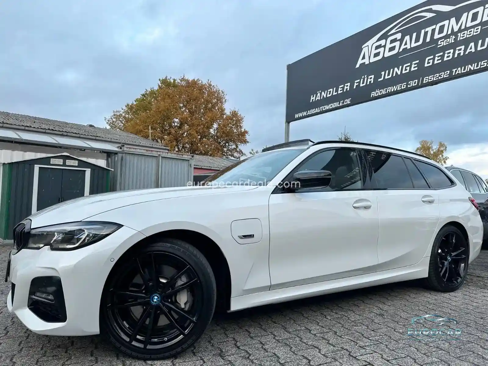 BMW 330