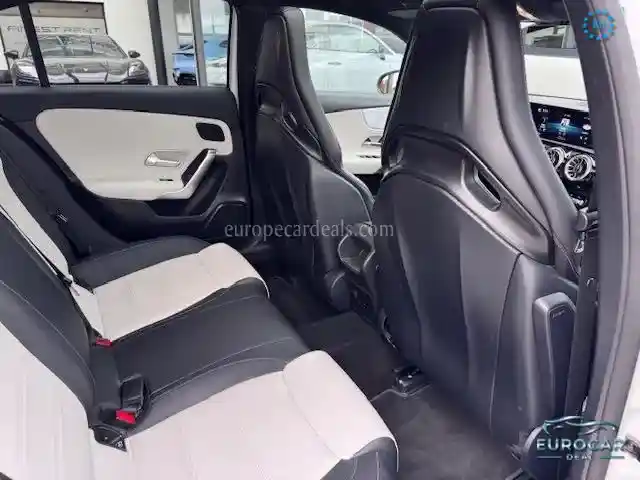 Mercedes-Benz A 35 AMG