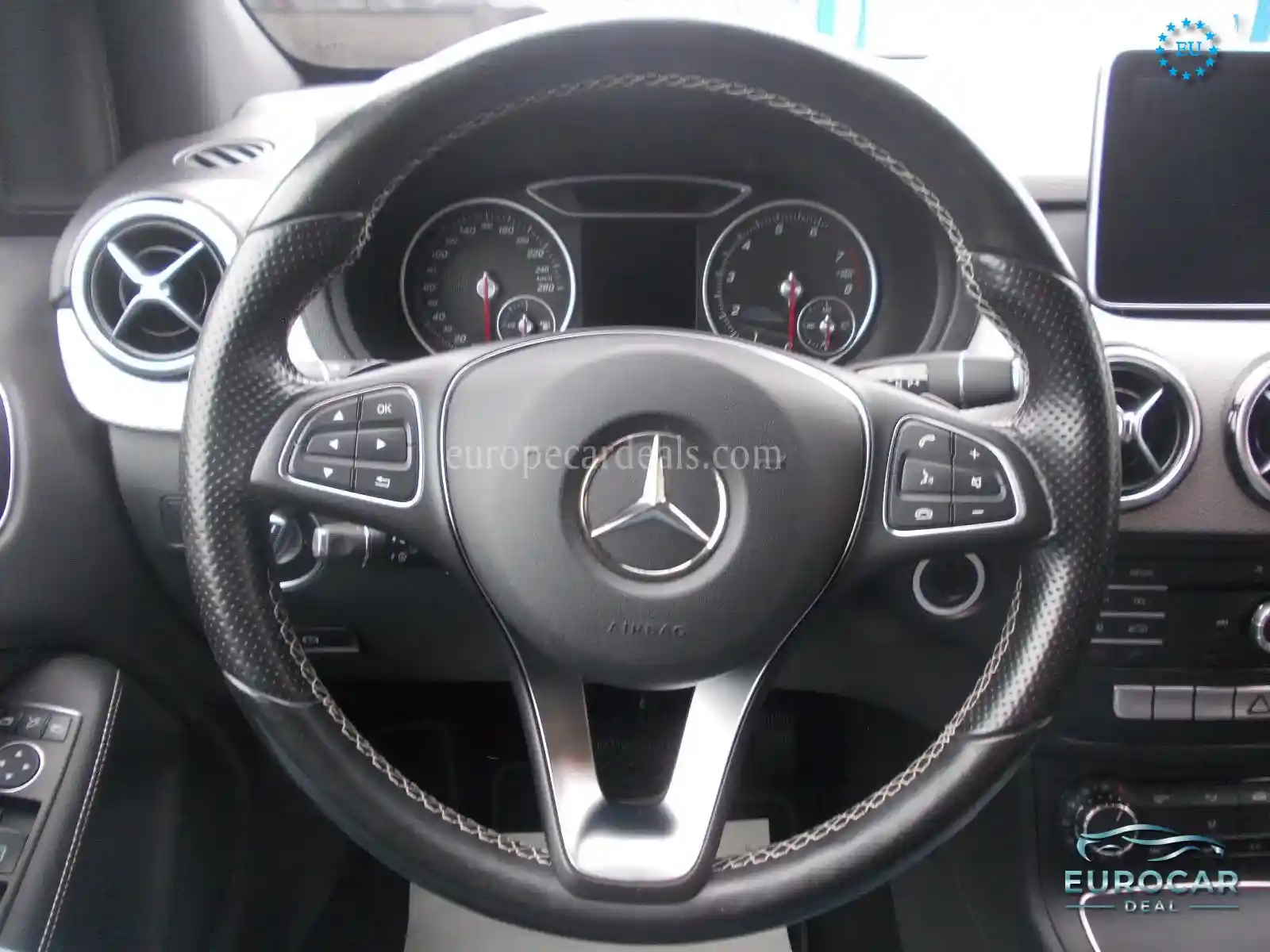 Mercedes-Benz B 220