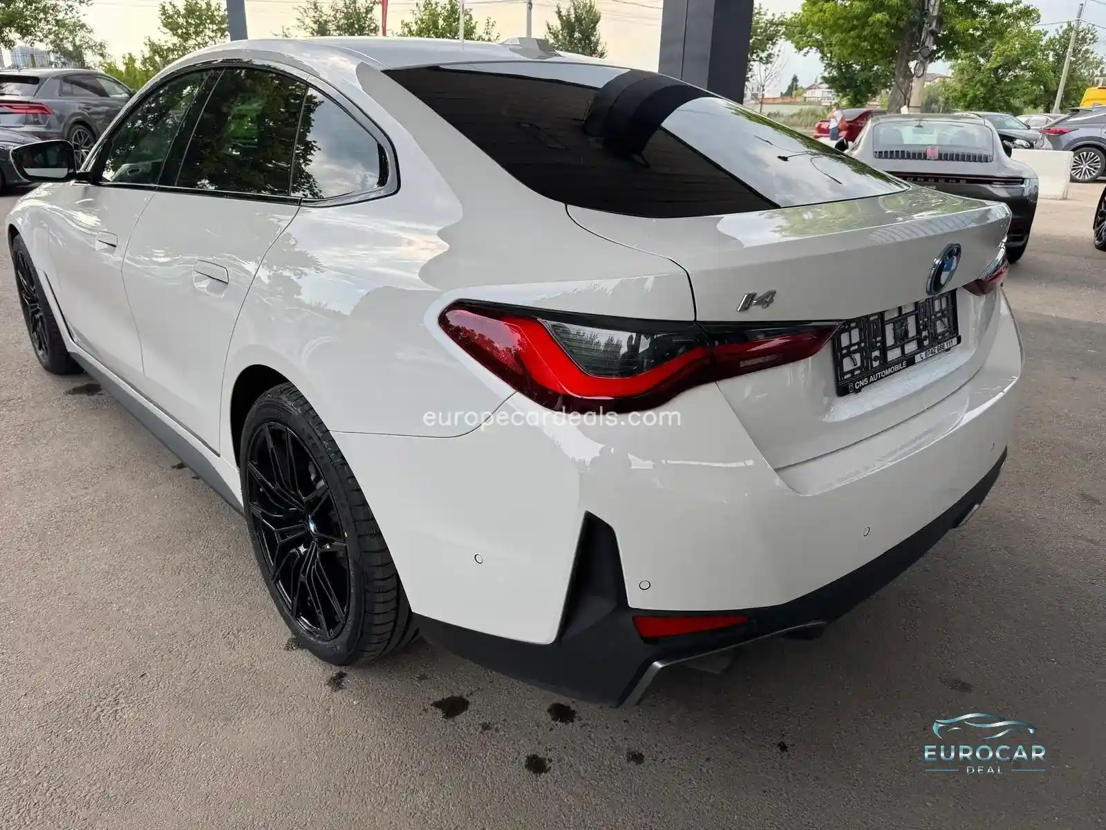 BMW i4