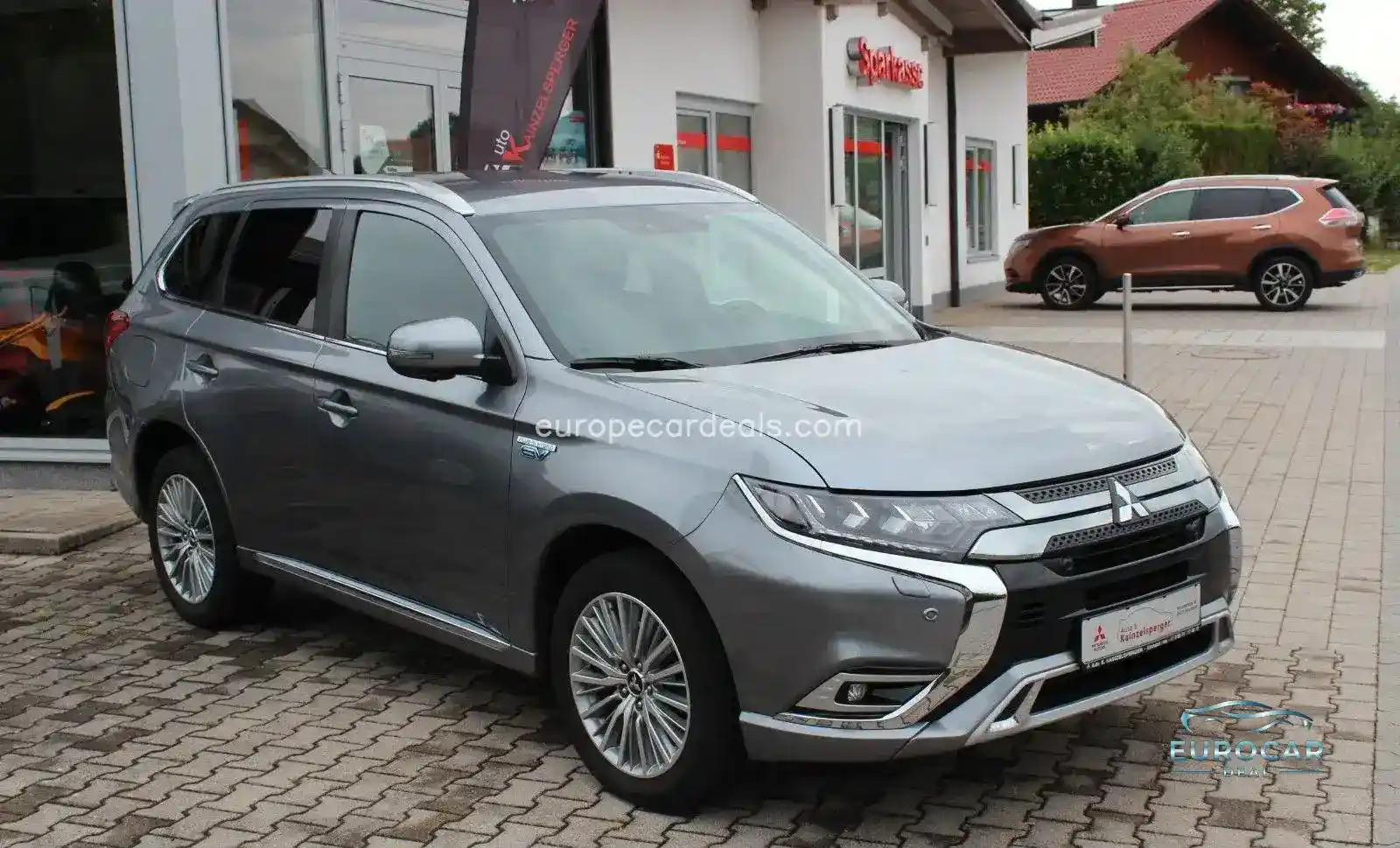Mitsubishi Plug-in Hybrid Outlander