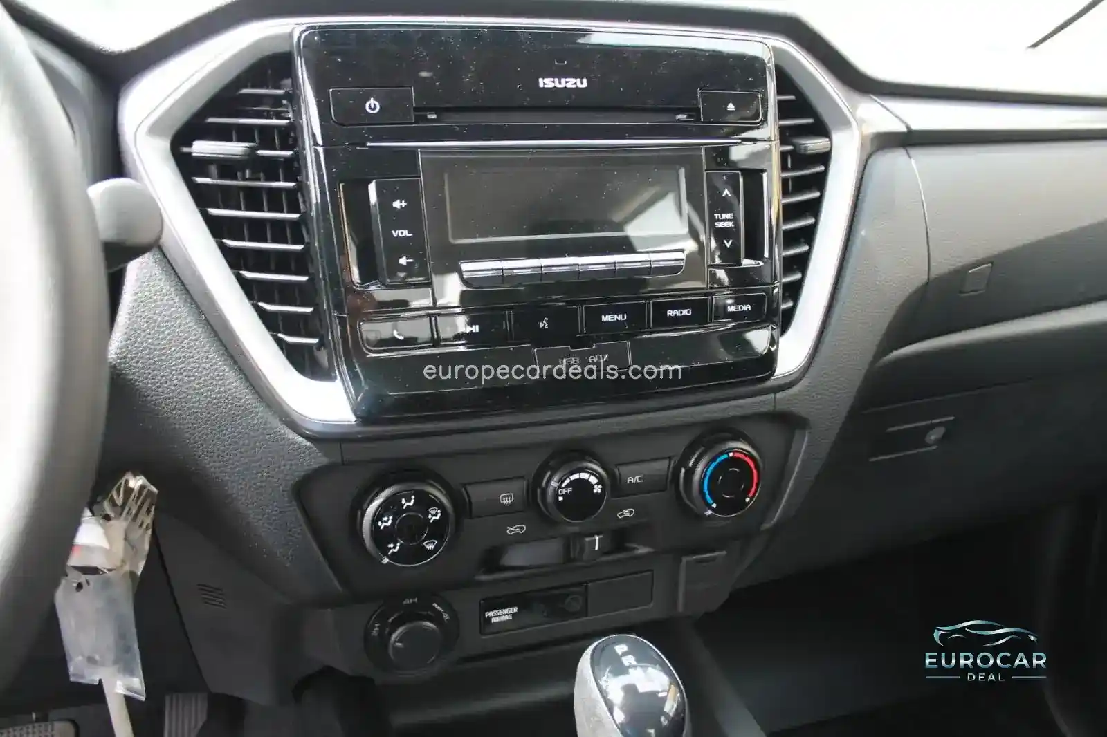 Double Cab 4×4 LS / AHZV+Laderaumwanne