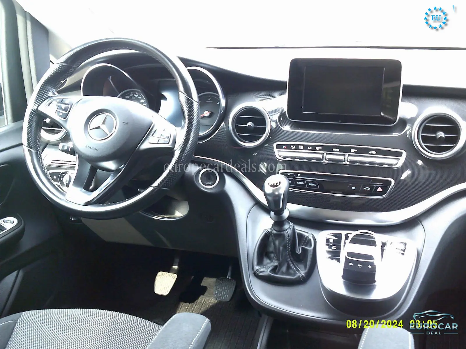 Mercedes-Benz V 220