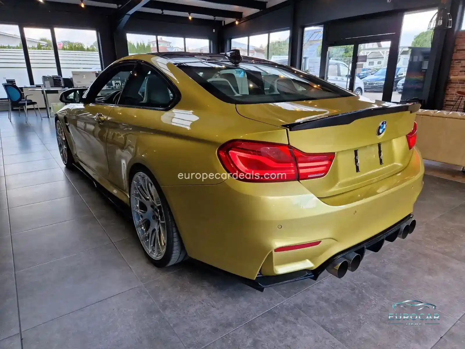BMW M4