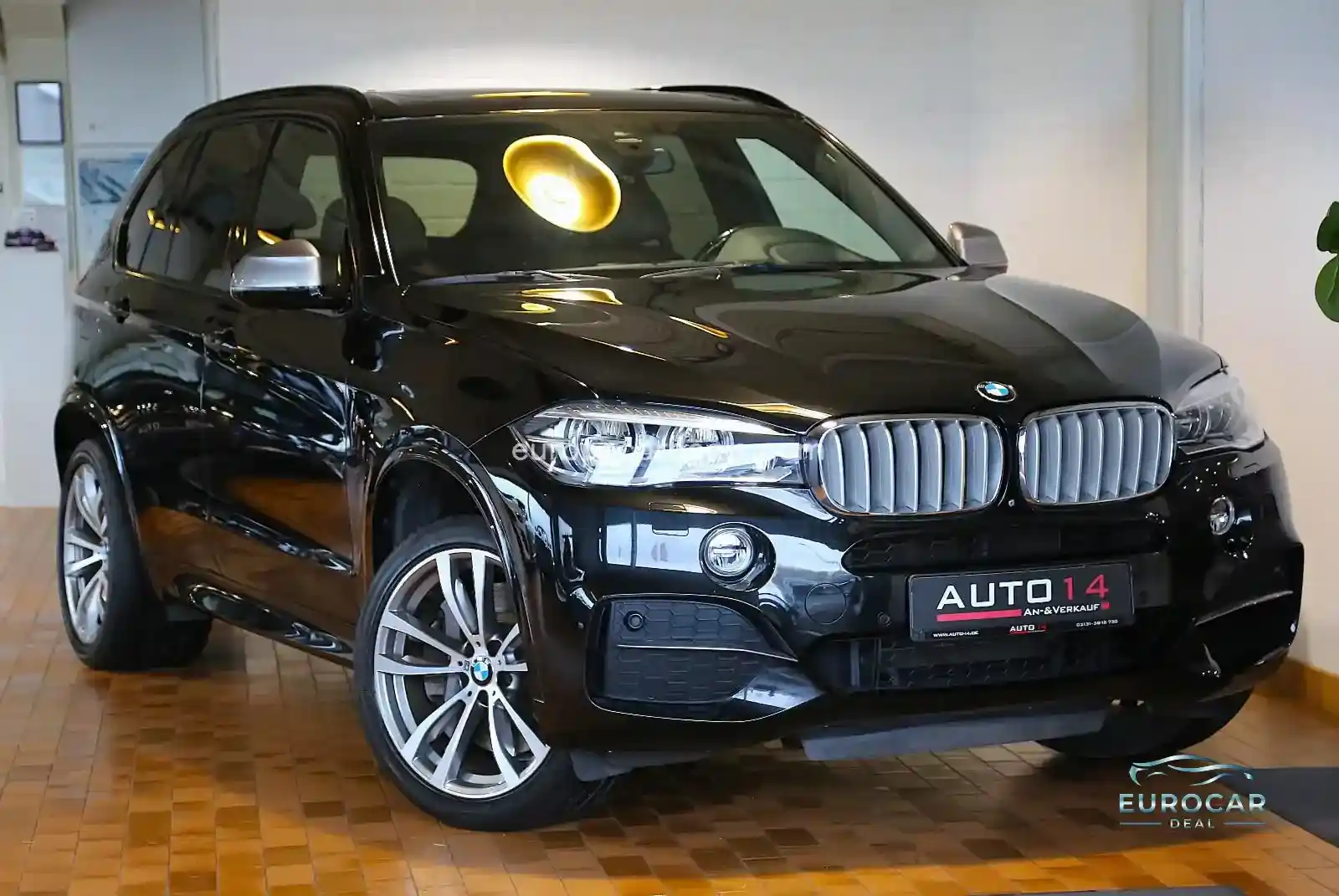 BMW X5 M50