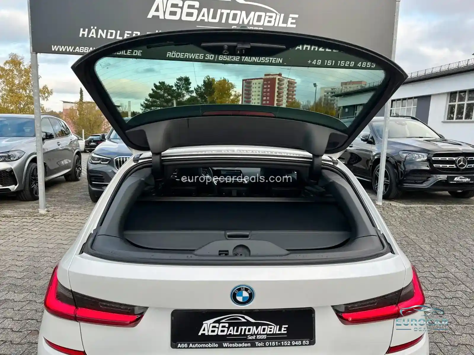 BMW 330