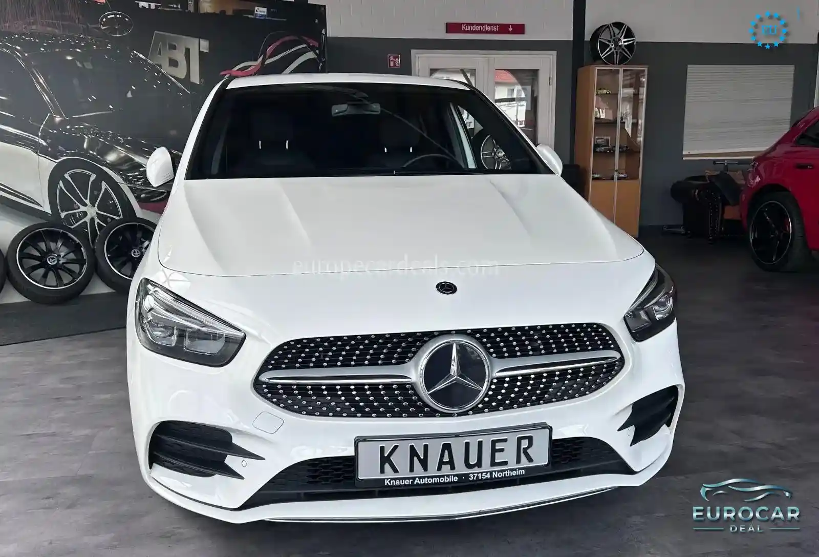 Mercedes-Benz B 200