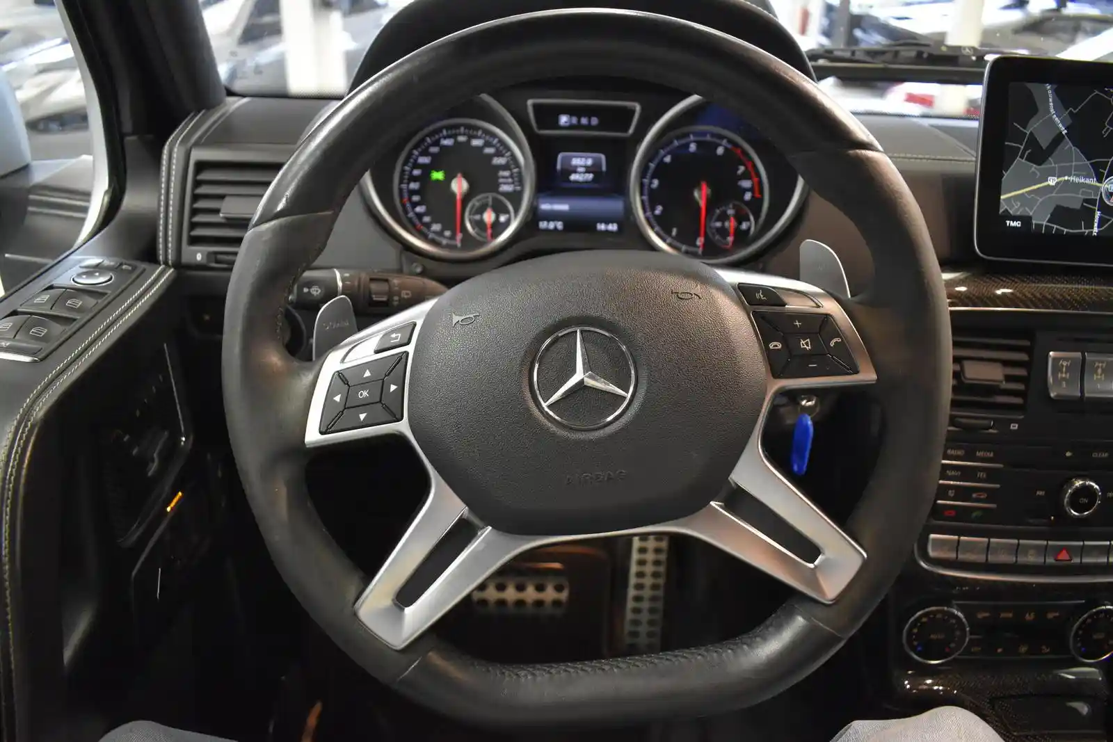 Mercedes-Benz G 500