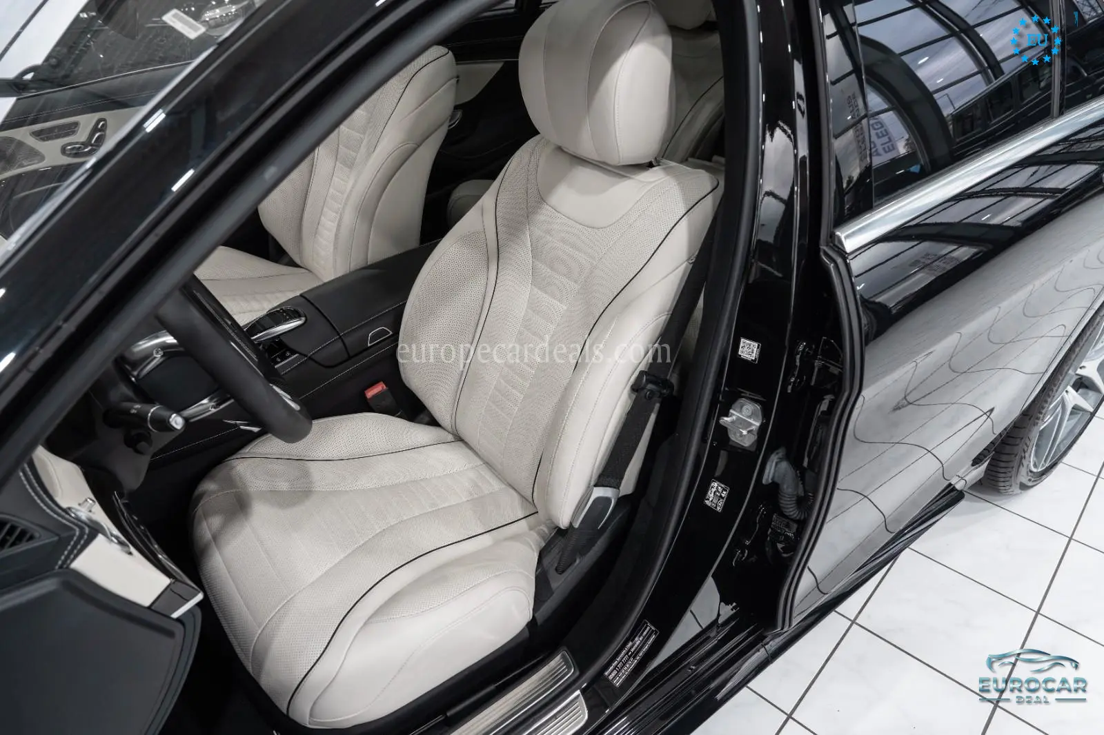 Mercedes-Benz S 560