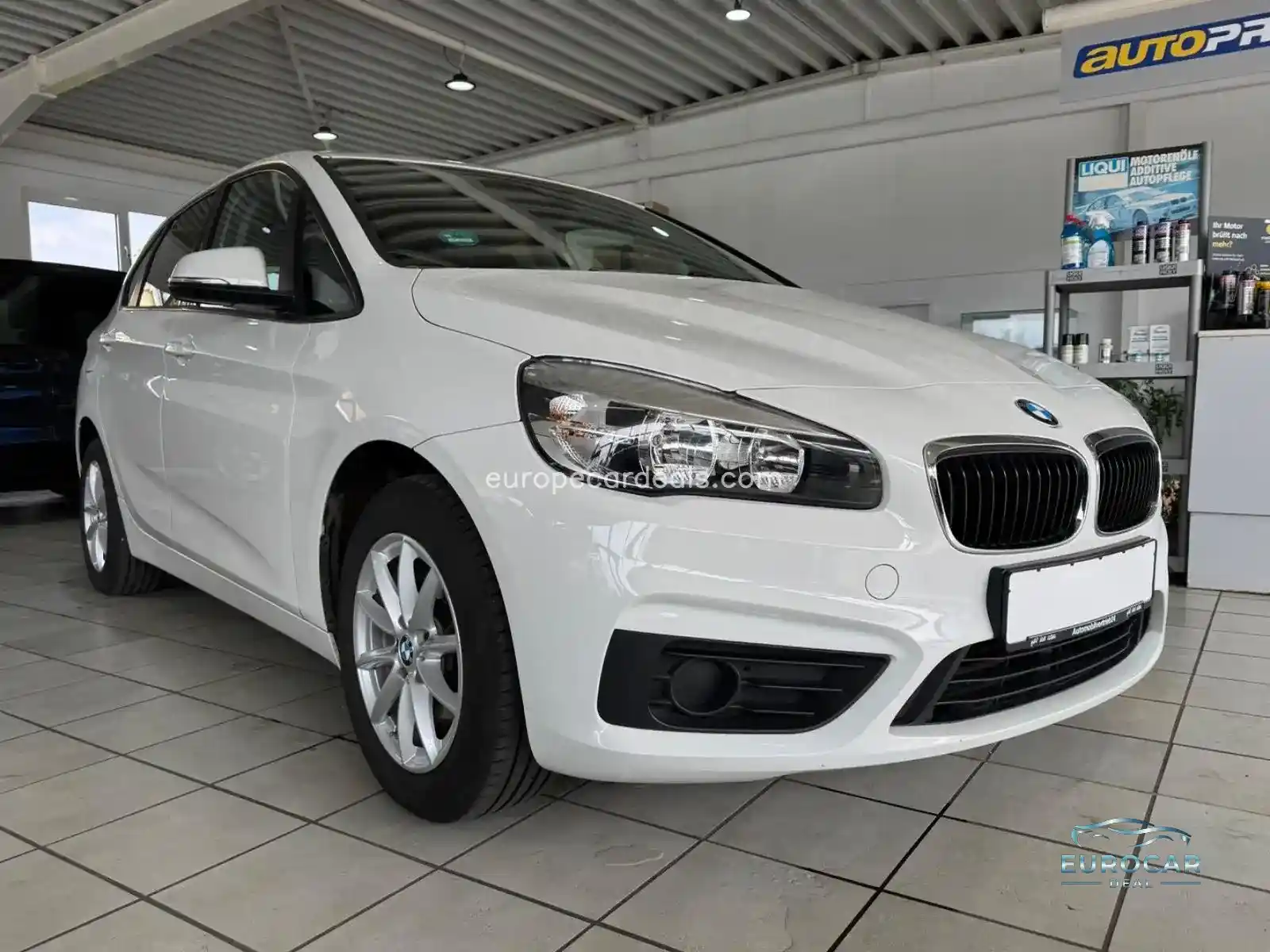 BMW 218