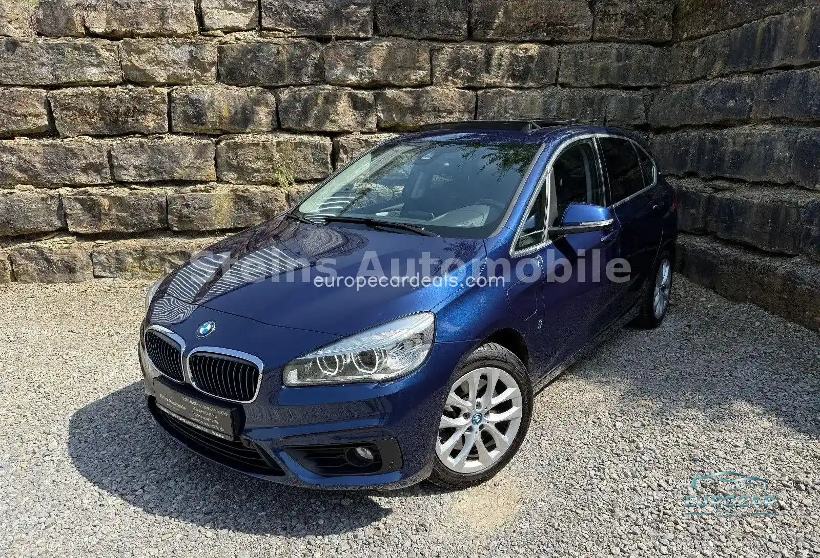 BMW 225