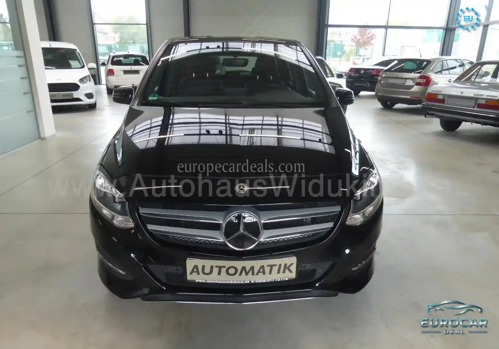 Mercedes-Benz B 180