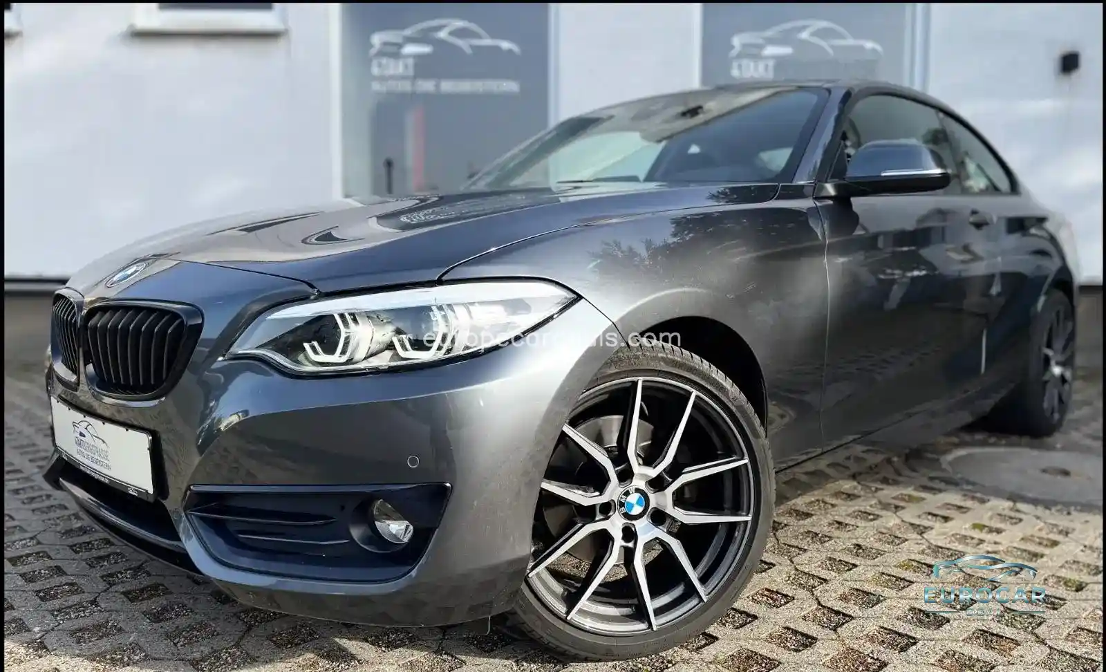 BMW 220