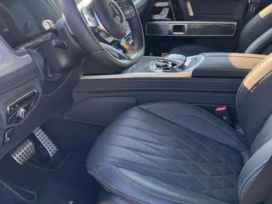 Mercedes-Benz G 500