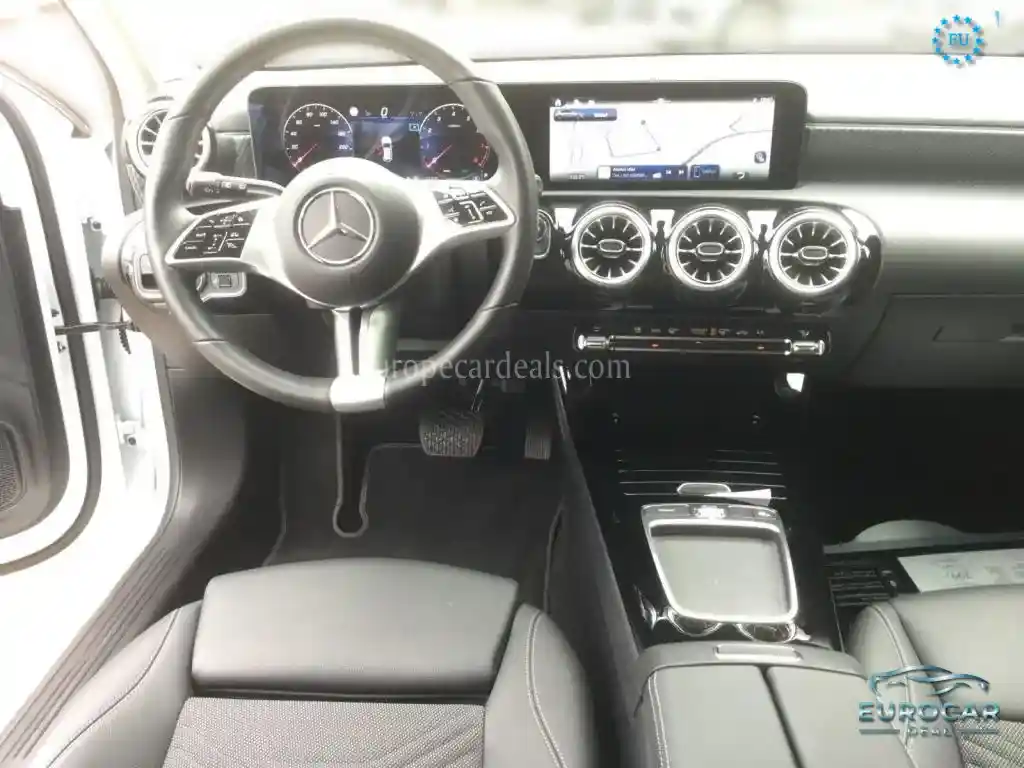 Mercedes-Benz A 220