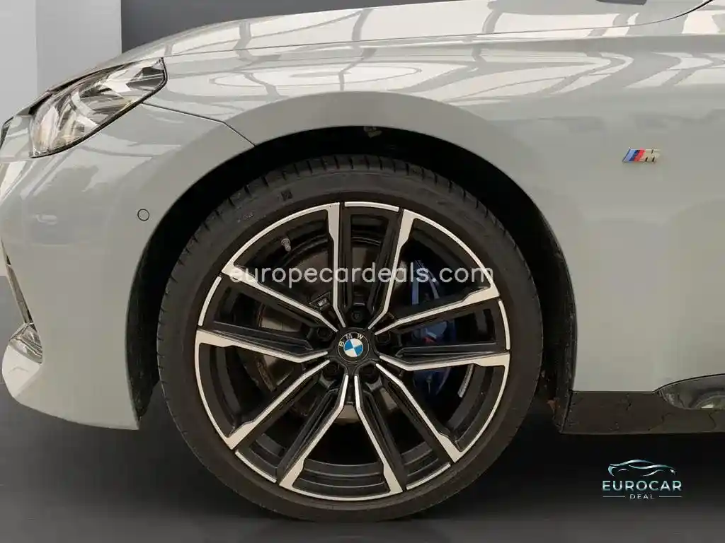 BMW M240i