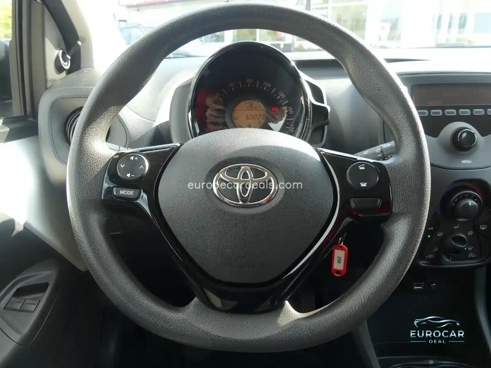 Toyota Aygo (X)