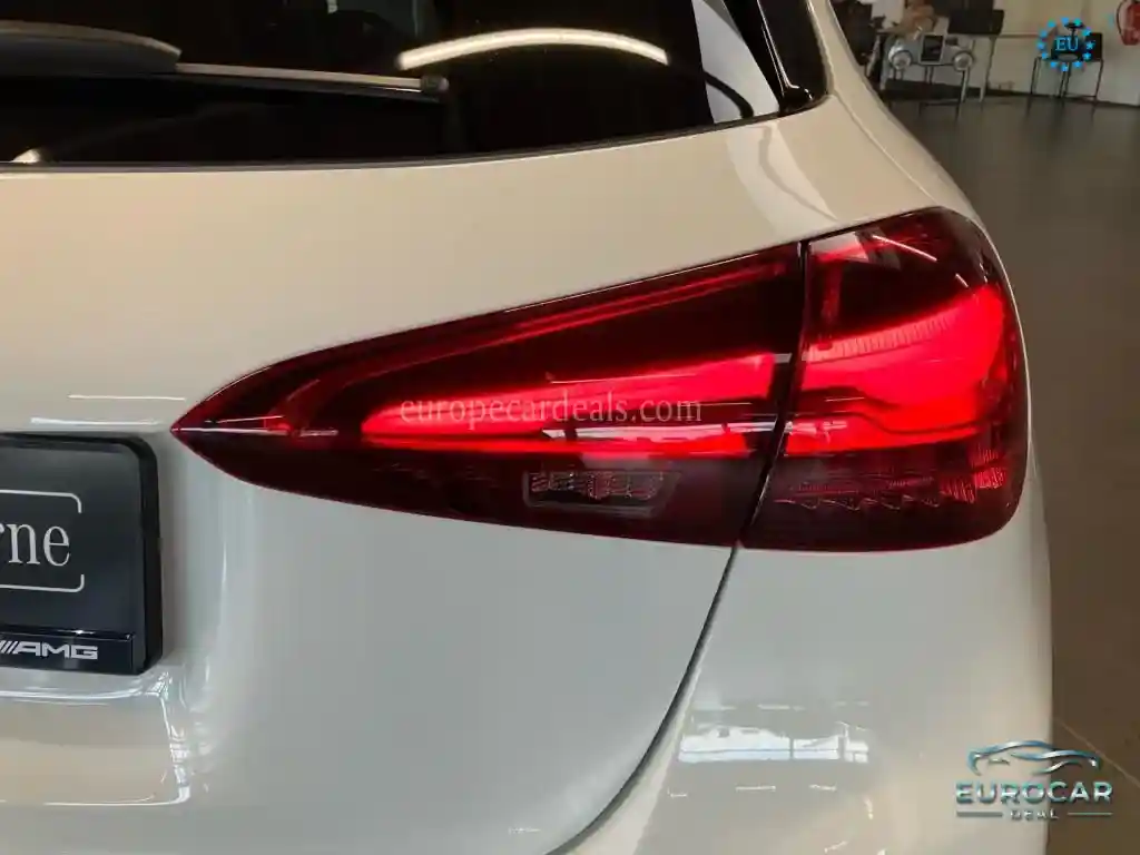 Mercedes-Benz A 200