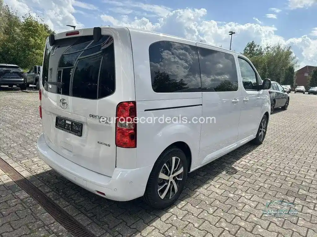 Toyota Proace (Verso)