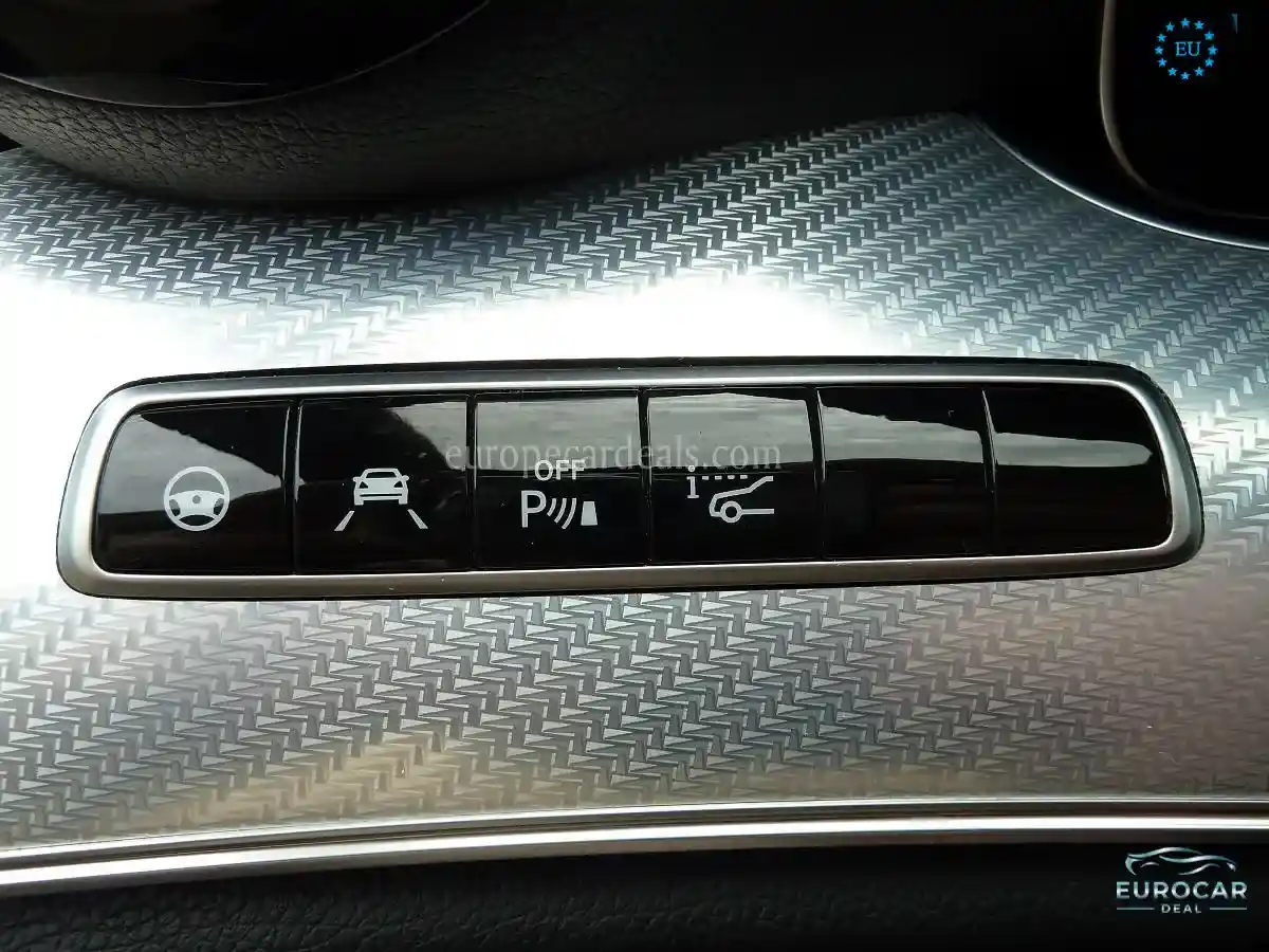 Mercedes-Benz E 400