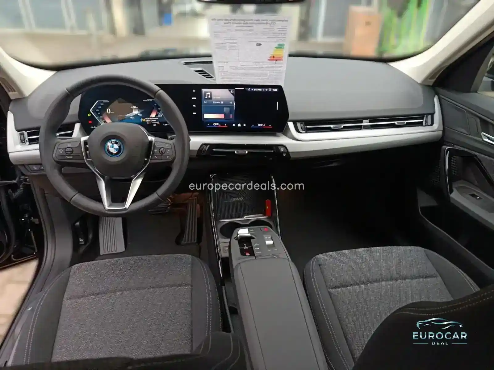 BMW iX1