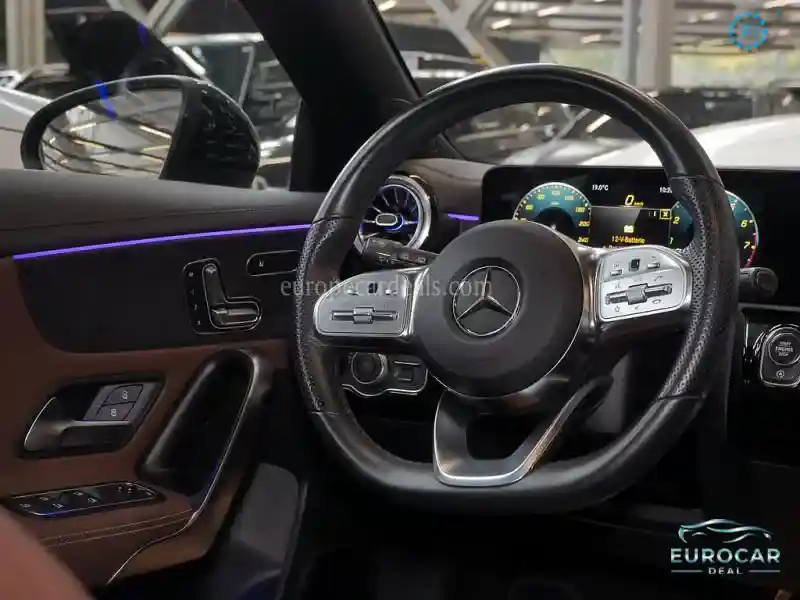 Mercedes-Benz CLA 35 AMG Shooting Brake