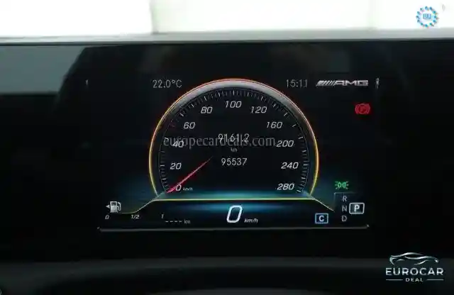 Mercedes-Benz A 35 AMG