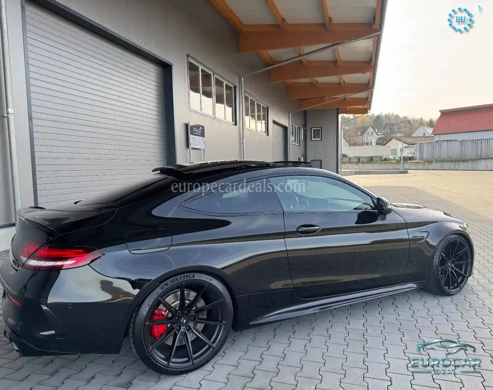 Mercedes-Benz C 63 AMG