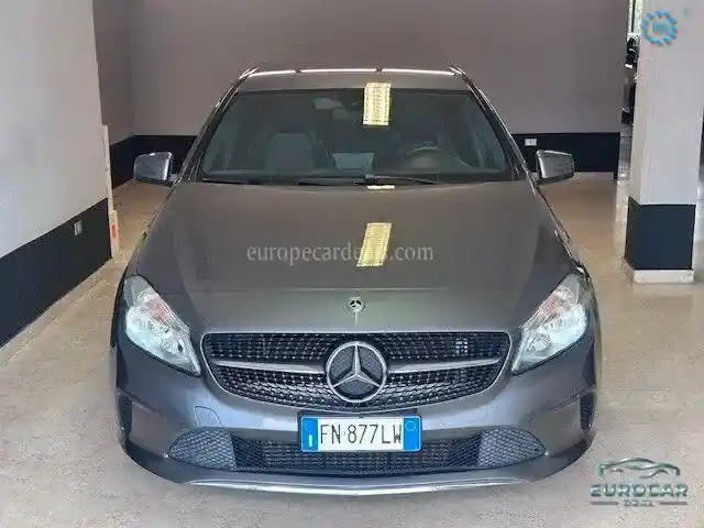 Mercedes-Benz A 180