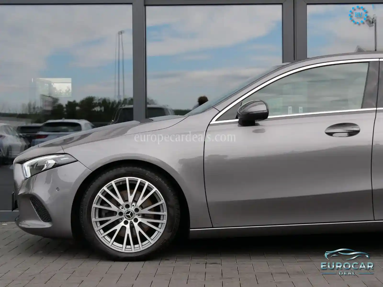 Mercedes-Benz A 220