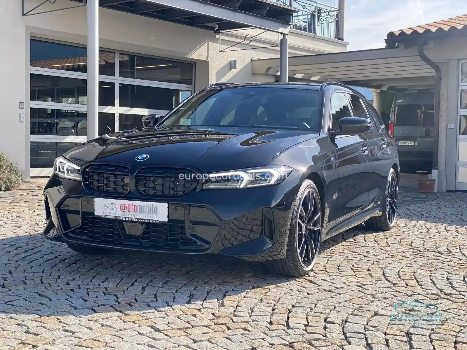 BMW 330