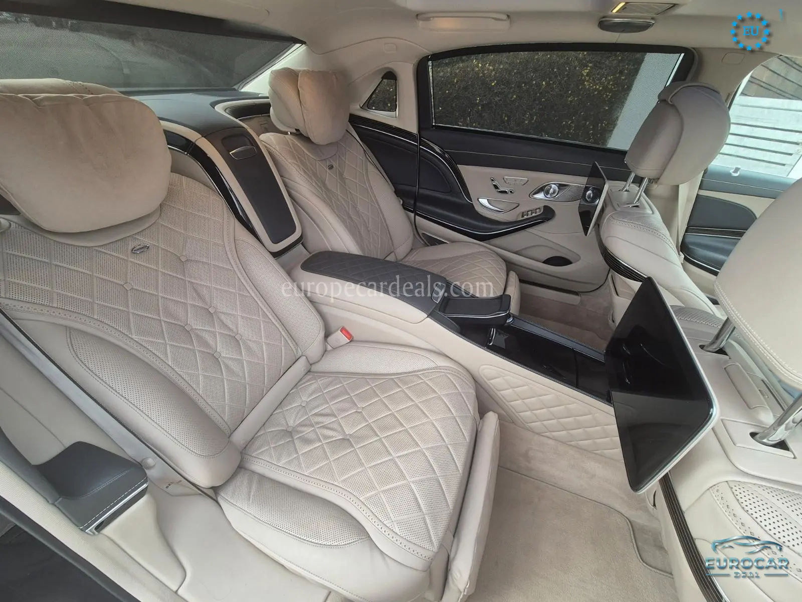 Mercedes-Benz S 560