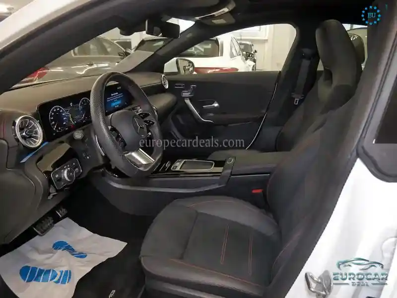 Mercedes-Benz CLA 180