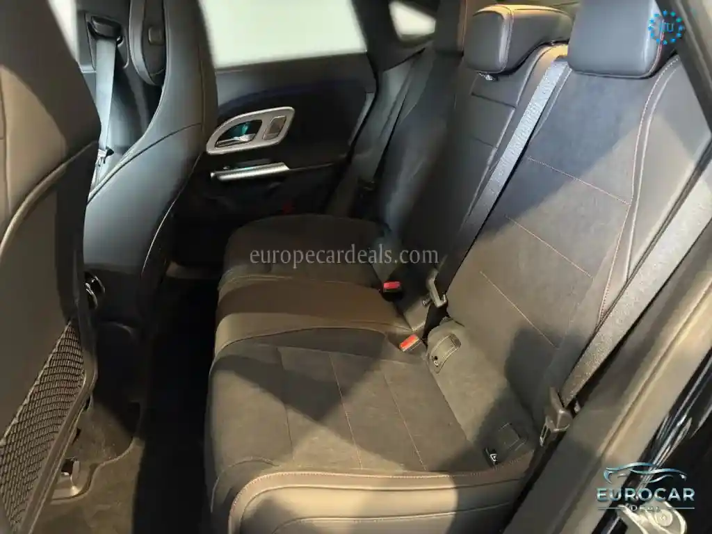 Mercedes-Benz CLA 350