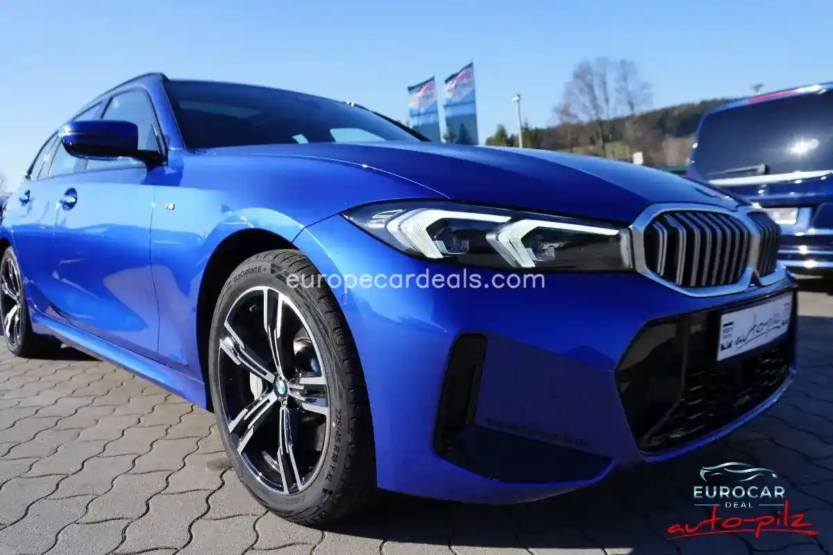 BMW 330