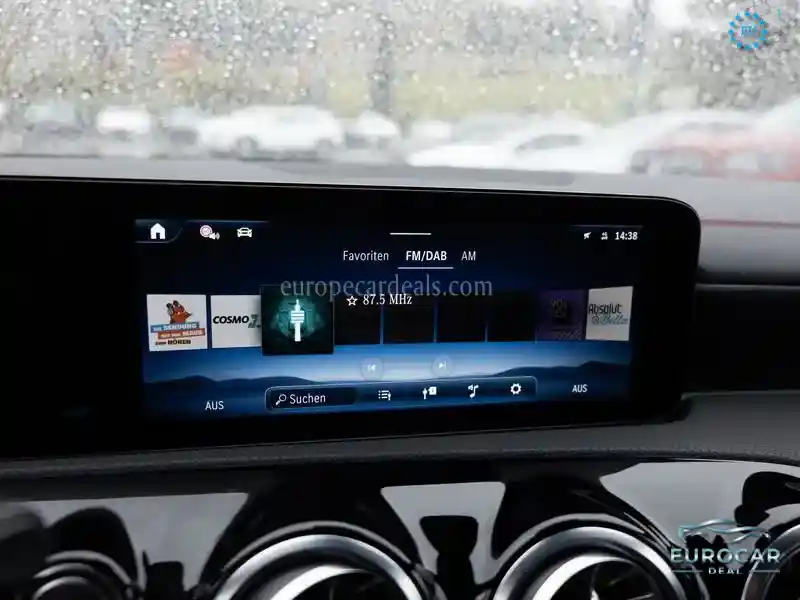 Mercedes-Benz CLA 220