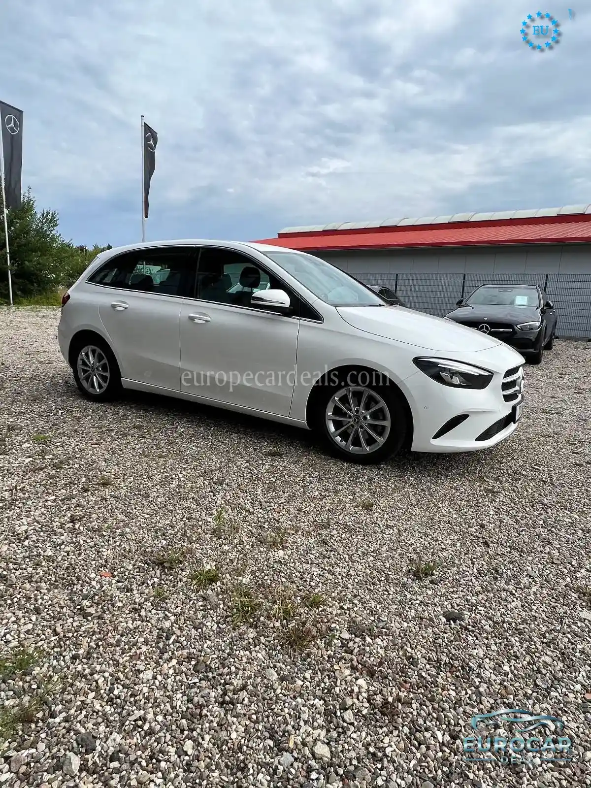Mercedes-Benz B 180