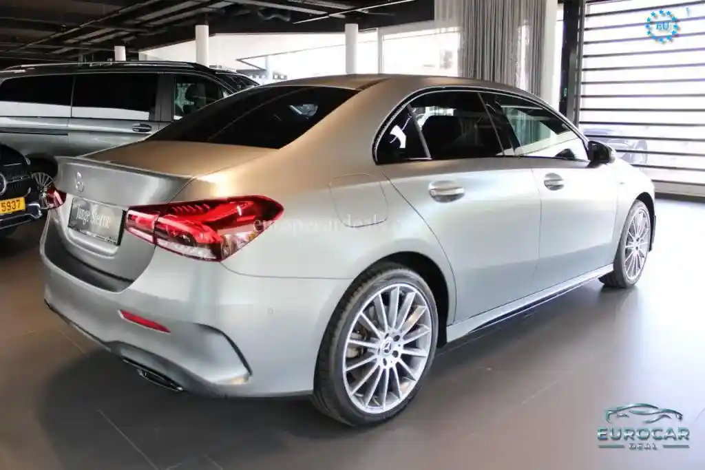 Mercedes-Benz A 250