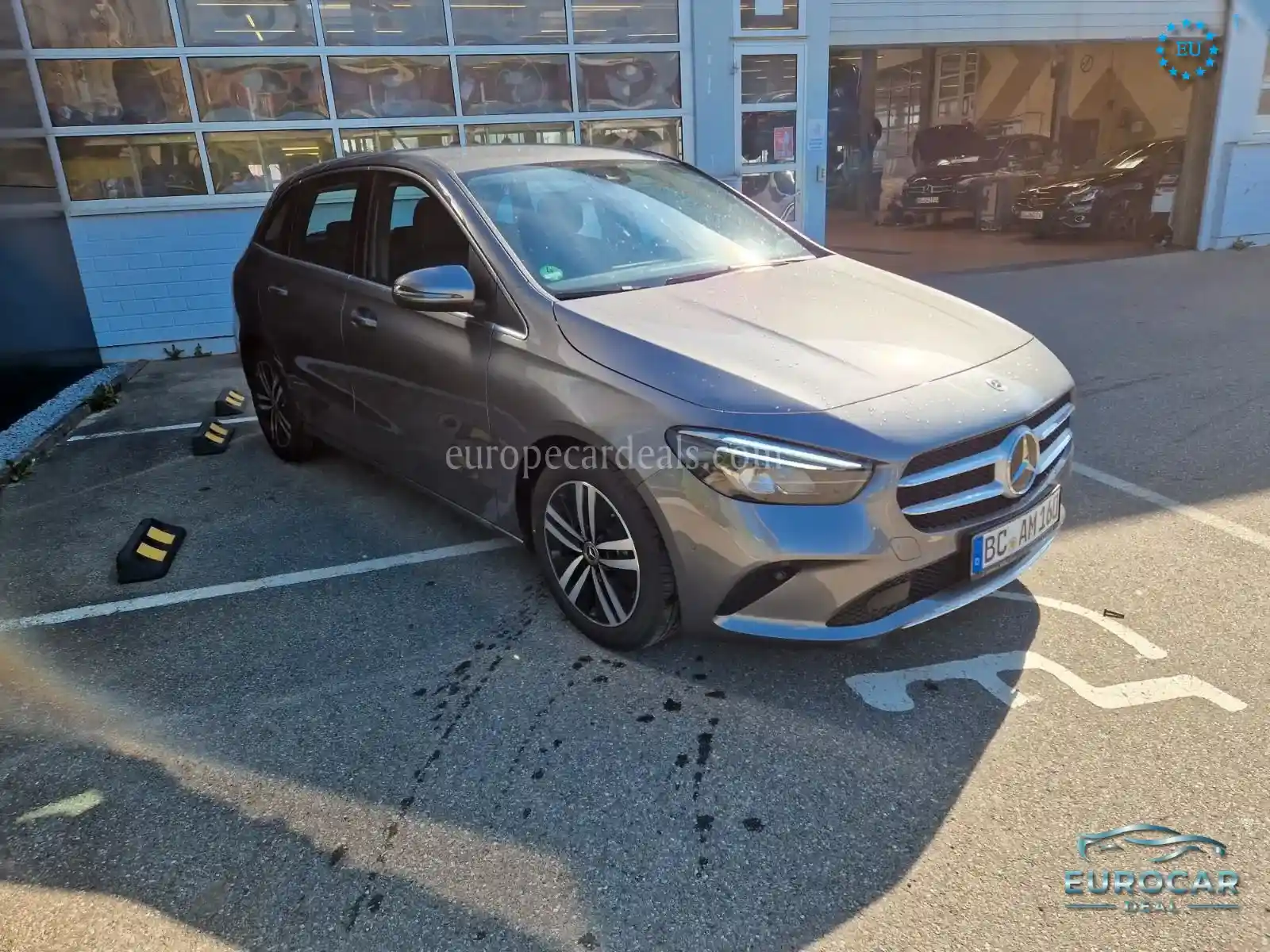 Mercedes-Benz B 200