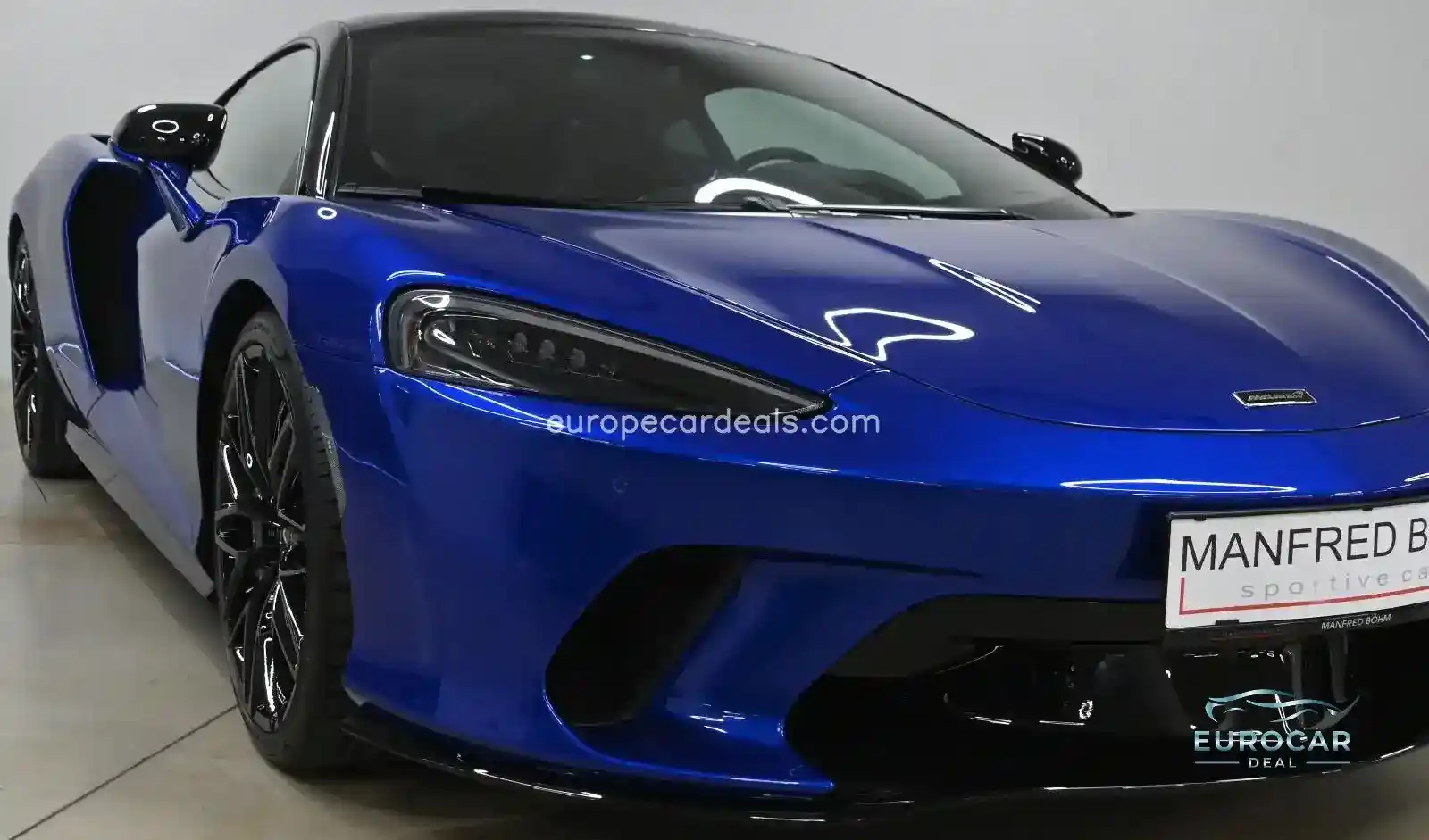 McLaren GT
