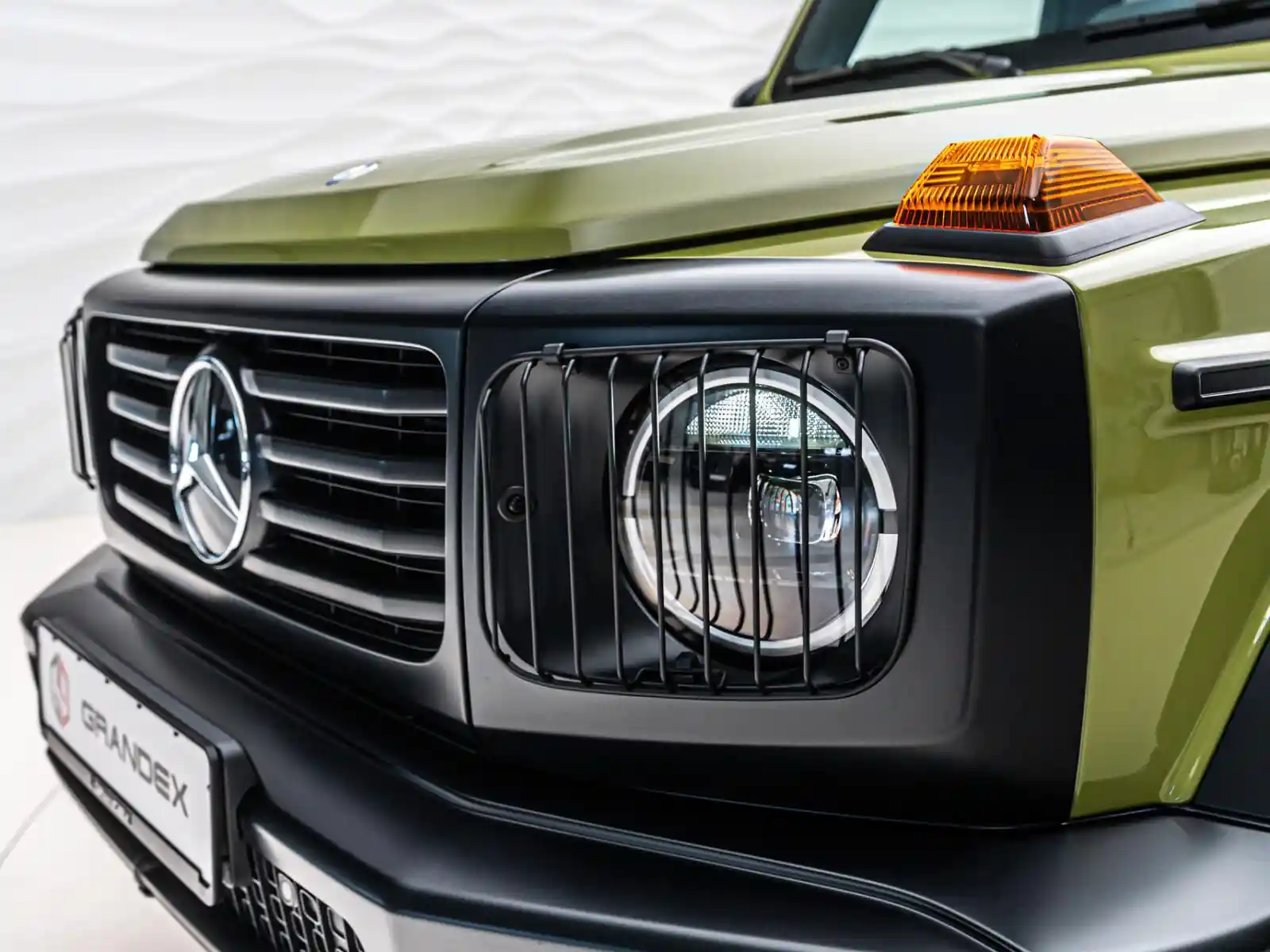 Mercedes-Benz G 500