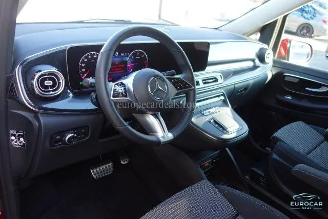 Mercedes-Benz V 220
