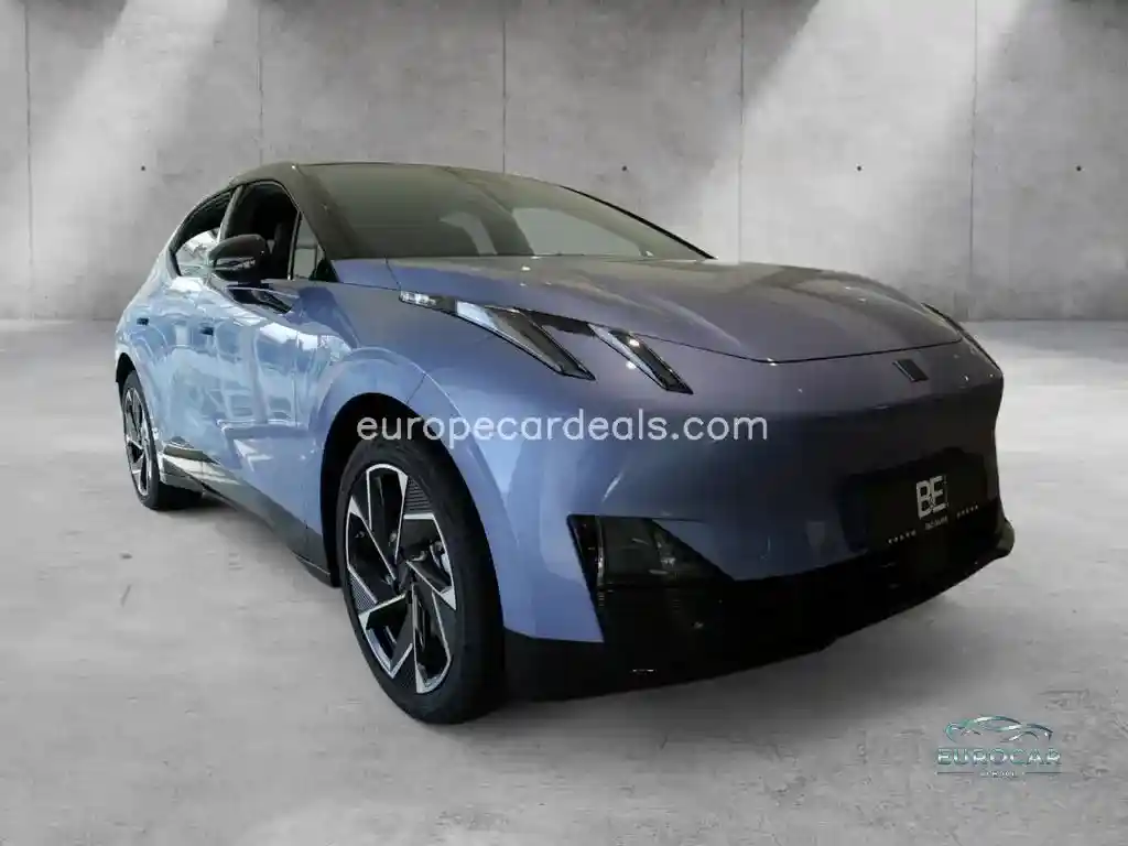 Lynk&Co 02