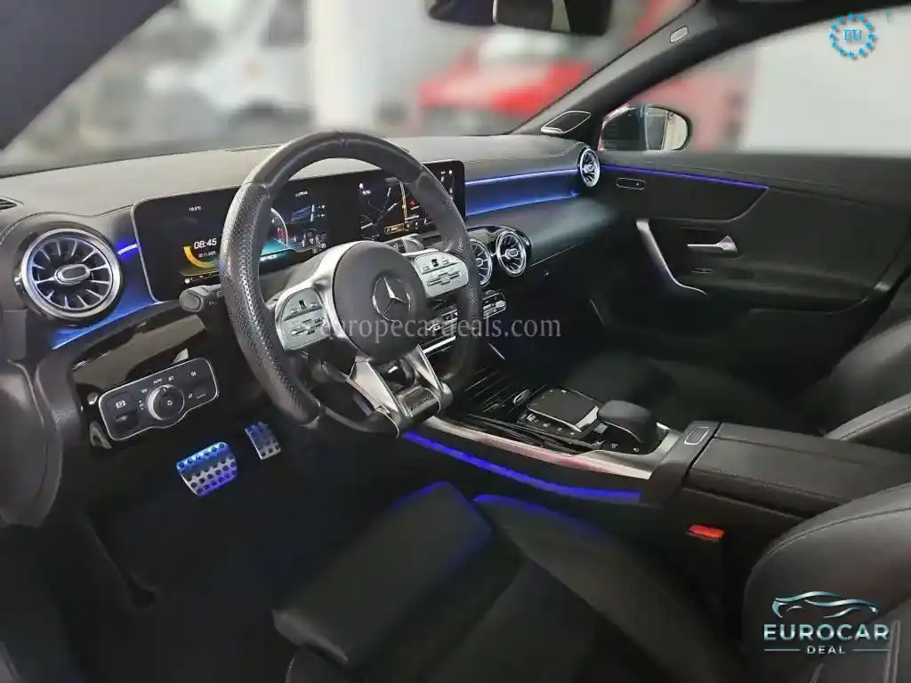 Mercedes-Benz CLA 45 AMG Shooting Brake