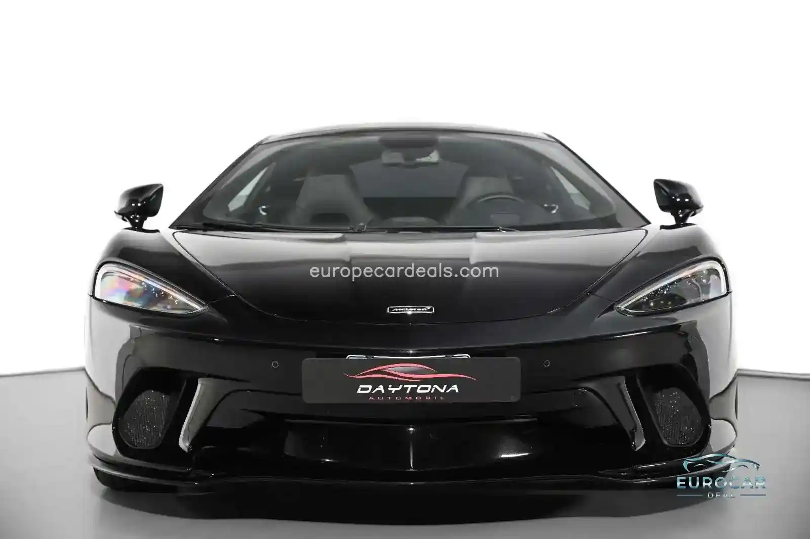 McLaren GT