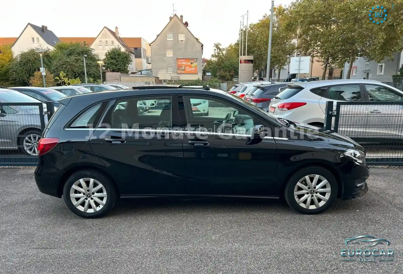 Mercedes-Benz B 180