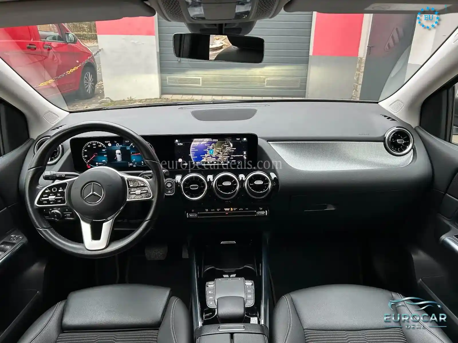 Mercedes-Benz B 180